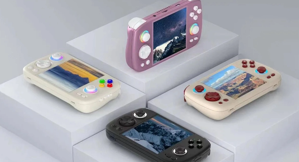 Anbernic RG Cube Buyers Report Screen Problems