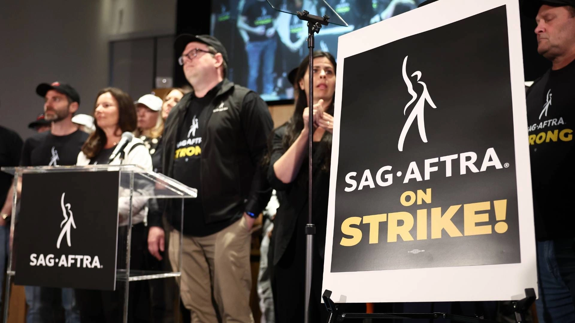 SAG-AFTRA Strike Unsettled: Studios Propose Inferior Deal