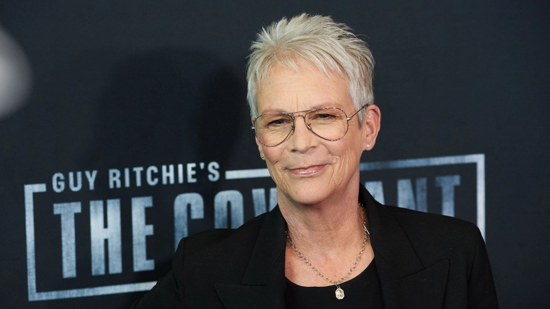 Jamie Lee Curtis Eyeing One Piece's Doctor Kureha Role