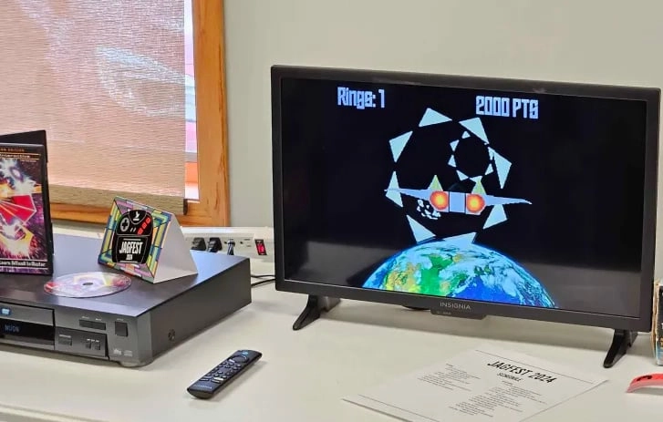 New Game 'Ring Flyer' to Boost Nuon Console Library