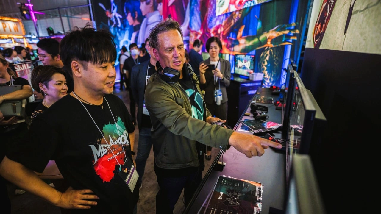 Xbox Boss Open to PS5 Ports for All Franchises